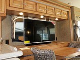 2015 Winnebago Adventurer Photo #7