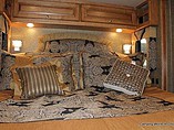 2015 Winnebago Adventurer Photo #18