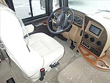 2015 Winnebago Adventurer Photo #5
