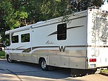 01 Winnebago Adventurer