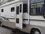2001 Winnebago Adventurer Photo #4