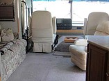 2001 Winnebago Adventurer Photo #5
