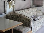 2001 Winnebago Adventurer Photo #8