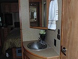 2008 Winnebago Adventurer Photo #13