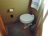 2008 Winnebago Adventurer Photo #14