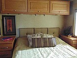 2008 Winnebago Adventurer Photo #16