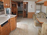 2007 Winnebago Adventurer Photo #8