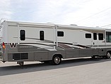 2003 Winnebago Adventurer Photo #7