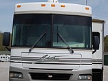 2003 Winnebago Adventurer Photo #11