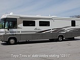 2003 Winnebago Adventurer Photo #19