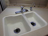 2004 Winnebago Adventurer Photo #6