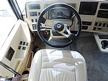 2004 Winnebago Adventurer Photo #7