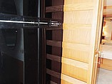2004 Winnebago Adventurer Photo #17