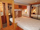 2004 Winnebago Adventurer Photo #22