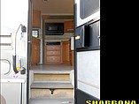 2005 Winnebago Adventurer Photo #5