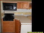 2005 Winnebago Adventurer Photo #15