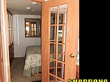 2005 Winnebago Adventurer Photo #23