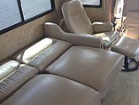 2007 Winnebago Adventurer Photo #11