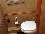 2007 Winnebago Adventurer Photo #25