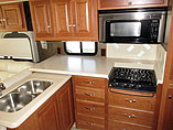 2014 Winnebago Adventurer Photo #6