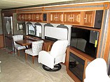 2014 Winnebago Adventurer Photo #7