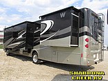 2014 Winnebago Adventurer Photo #3