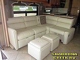 2014 Winnebago Adventurer Photo #13
