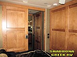 2014 Winnebago Adventurer Photo #28