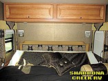 2014 Winnebago Adventurer Photo #30