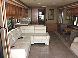 2014 Winnebago Adventurer Photo #9