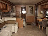 2015 Winnebago Adventurer Photo #9