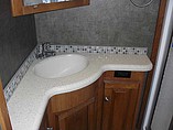 2015 Winnebago Adventurer Photo #9