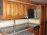 2015 Winnebago Adventurer Photo #20