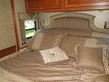 2015 Winnebago Adventurer Photo #13