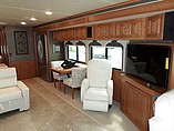 2015 Winnebago Adventurer Photo #8