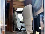 2015 Winnebago Adventurer Photo #9