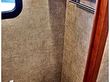 2015 Winnebago Adventurer Photo #34