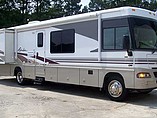 2004 Winnebago Adventurer Photo #1