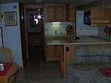 2004 Winnebago Adventurer Photo #3