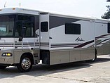 2004 Winnebago Adventurer Photo #5