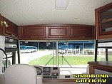 2004 Winnebago Adventurer Photo #8