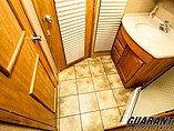 2006 Winnebago Adventurer Photo #13