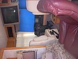 2002 Winnebago Adventurer Photo #8