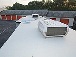 1999 Winnebago Adventurer Photo #8