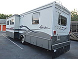 1999 Winnebago Adventurer Photo #9