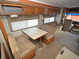 1999 Winnebago Adventurer Photo #30