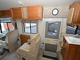 1999 Winnebago Adventurer Photo #44