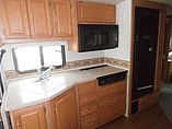 2002 Winnebago Adventurer Photo #4