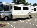 2002 Winnebago Adventurer Photo #6