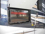 2015 Winnebago Adventurer Photo #7